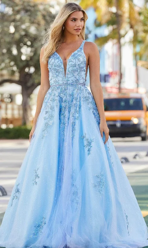 Amarra 88602 - Plunging Ballgown