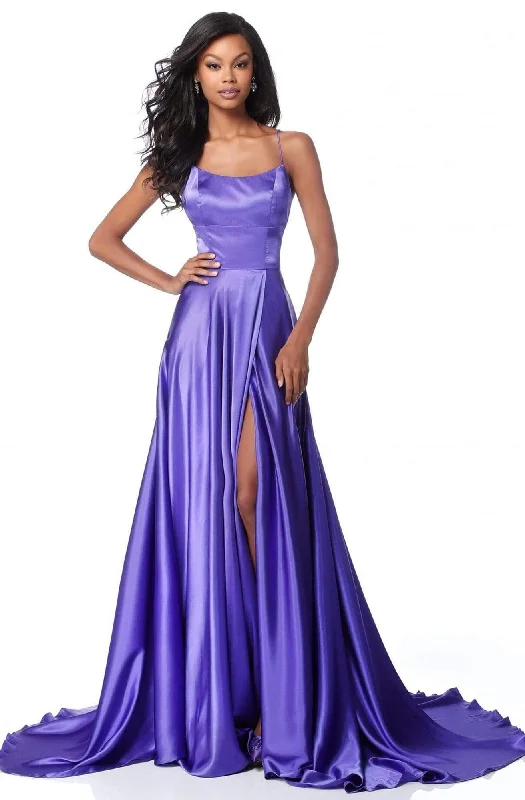 Sherri Hill 51631 - Seamed Scoop Neck Evening Dress